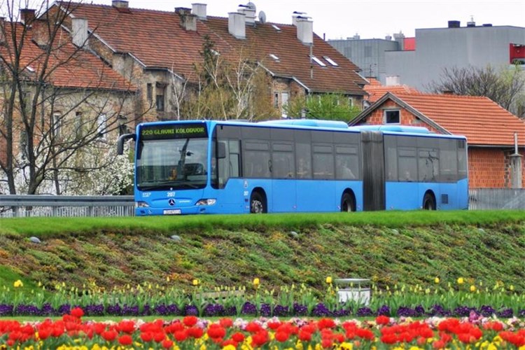 Izmješteno autobusno stajalište „Lisinski“