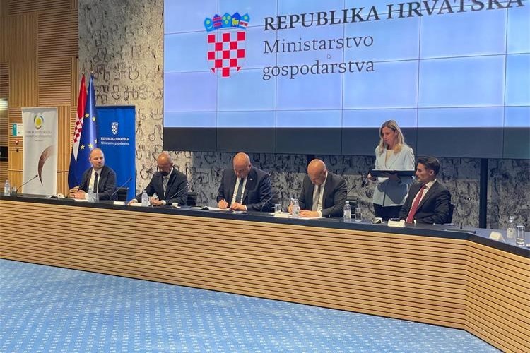 Potpisan Ugovor za izgradnju infrastrukture za punjenje električnih autobusa