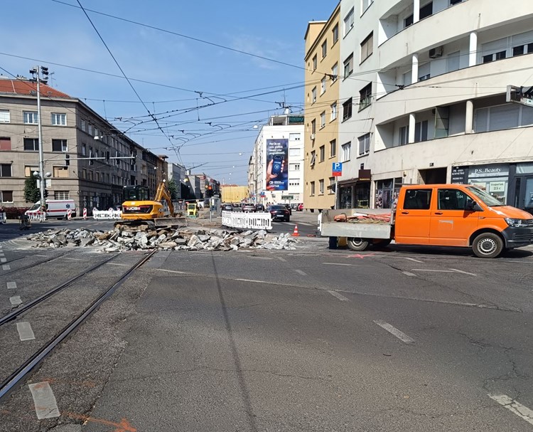 Obustava tramvajskog prometa prema Borongaju