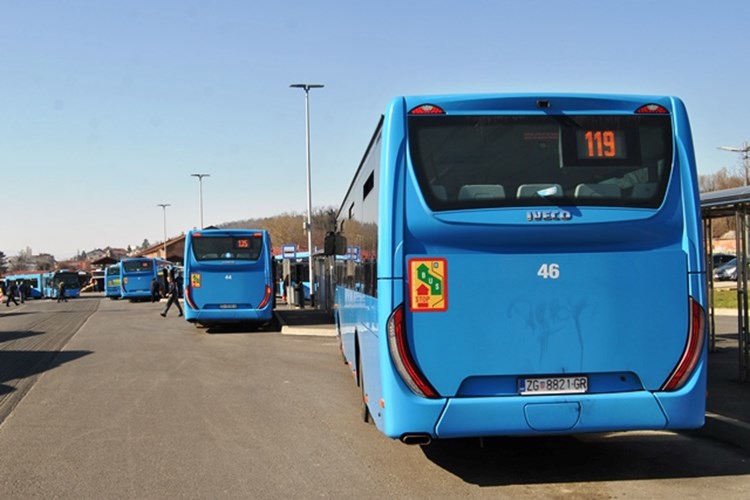 Novi raspored perona linija 117, 121, 130, 131 i 134 na Črnomercu