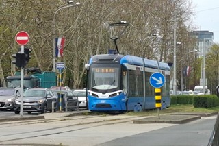 Privremeno ukinuta stajalište "Studentski centar - zapad"