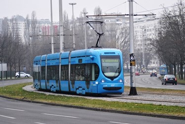 Linije 5 i 17 večeras prometuju skraćeno do Jaruna